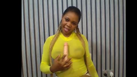 Snapshot of sexyeye368293 chatting on November 1, 2:16 pm sexyeye368293 online show from November 1, 2:16 pm