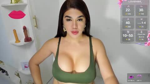 Snapshot of sexyfatcock69 chatting on February 15, 10:10 pm sexyfatcock69 online show from February 15, 10:10 pm
