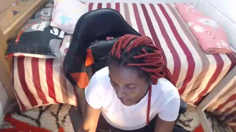 sexyjustin202 online show from February 5, 2:51 am