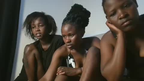 sexykiki18 online show from January 7, 8:08 am