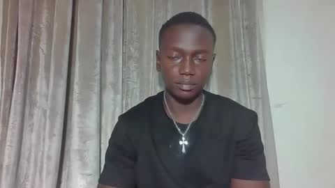 sexylinkebony2 online show from March 5, 5:16 am