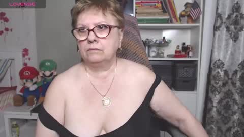 sexylynette4u online show from February 17, 9:41 am