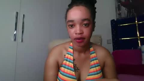 mel online show from April 29, 2:38 am