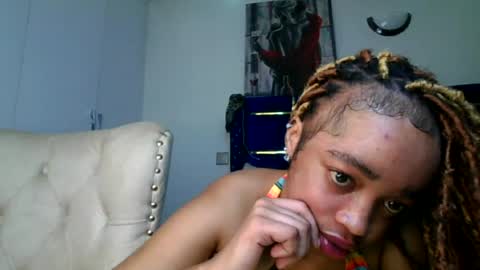 mel online show from June 23, 3:25 am