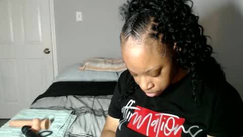 SexyMona online show from November 25, 6:01 am