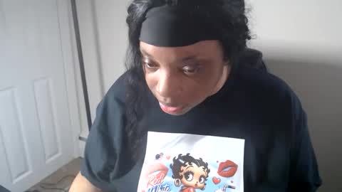 SexyMona online show from May 25, 1:50 pm