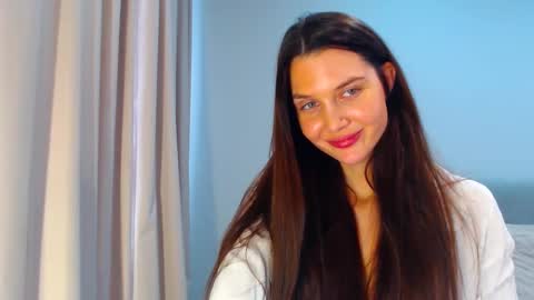 SexyMyMeow online show from February 16, 8:43 am