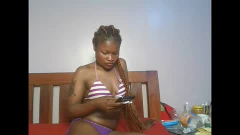 queenivy online show from January 5, 5:27 pm