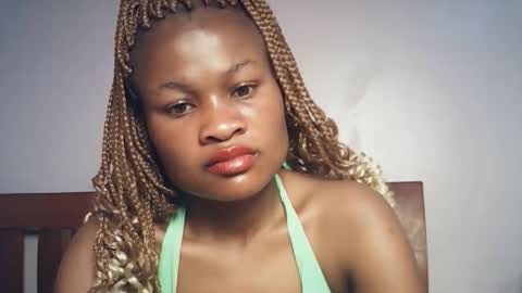 queenivy online show from January 12, 12:17 am