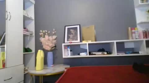 sexyquin1 online show from February 16, 9:02 pm