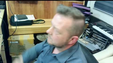 sexysteve80 online show from April 22, 9:00 pm