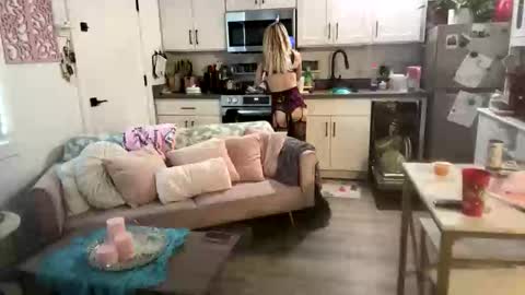 sexytiff6 online show from November 30, 7:54 pm