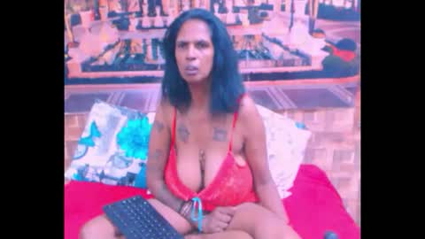 sexyva4u2luv online show from October 24, 8:04 am