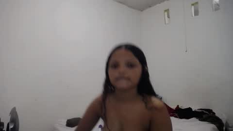 Snapshot of shabrina_xxx chatting on October 2, 8:18 pm shabrina_xxx online show from October 2, 8:18 pm