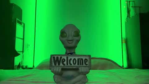 shadebabe online show from September 21, 7:56 am