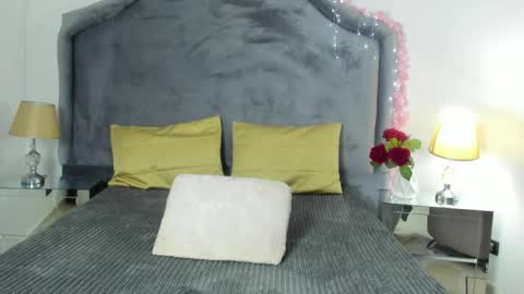 Shaina online show from May 4, 6:58 pm