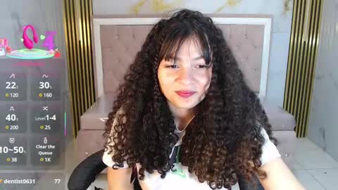Snapshot of shalon_diaz_sub chatting on February 22, 4:40 pm Shalon  online show from February 22, 4:40 pm