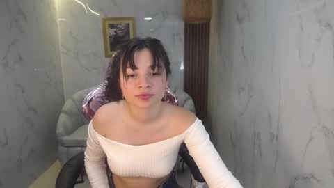 Snapshot of shalon_diaz_sub chatting on February 19, 11:36 pm Shalon  online show from February 19, 11:36 pm