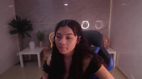 Snapshot of shalon_diaz_sub chatting on March 8, 1:25 pm Shalon  online show from March 8, 1:25 pm