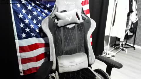 shameless di online show from February 3, 8:13 pm