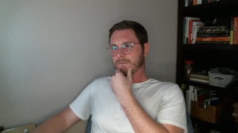 Snapshot of shamelesswetdream chatting on December 18, 12:54 am shamelesswetdream online show from December 18, 12:54 am
