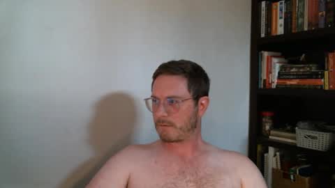 Snapshot of shamelesswetdream chatting on December 14, 9:45 pm shamelesswetdream online show from December 14, 9:45 pm