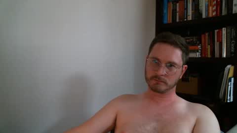 Snapshot of shamelesswetdream chatting on October 4, 5:44 pm shamelesswetdream online show from October 4, 5:44 pm