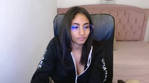 shanelle online show from March 12, 6:07 am