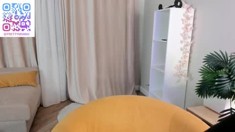 me name is Mia online show from March 7, 8:20 pm