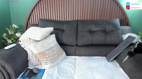 shannel__queen online show from February 9, 8:00 pm