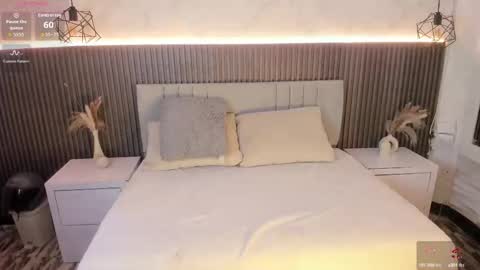 SHANON online show from October 7, 7:10 pm