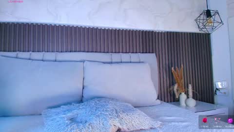 SHANON online show from April 15, 7:27 pm