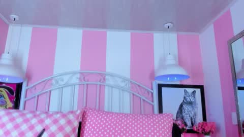 shantal_ferrer3 online show from January 12, 7:15 am