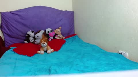 Shantal online show from December 17, 11:59 pm