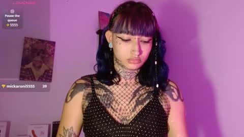 sharaross1 online show from March 27, 2:06 am