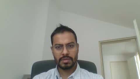 sharmamanxyz online show from October 28, 10:16 am