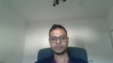 sharmamanxyz online show from March 5, 3:40 pm