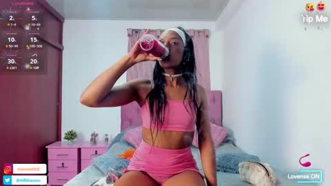 Snapshot of sharon_hill1 chatting on September 16, 2:46 am Jessica independent model online show from September 16, 2:46 am