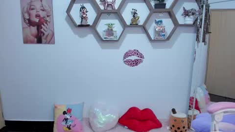 Sharon online show from March 7, 7:30 am