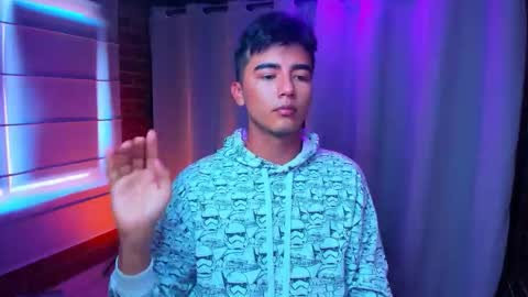 Shawn online show from December 16, 2:12 pm