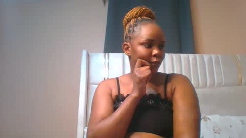 Shay diva online show from October 30, 7:47 pm