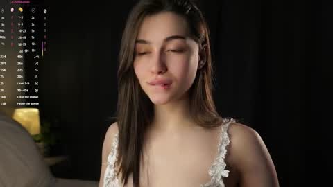 Tessa online show from May 16, 1:46 am