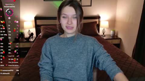 Snapshot of sheillatyler chatting on September 18, 6:06 am Alexis online show from September 18, 6:06 am