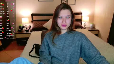 Snapshot of sheillatyler chatting on September 16, 5:43 am Alexis online show from September 16, 5:43 am