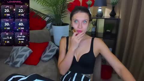 Snapshot of sheillatyler chatting on February 12, 8:16 am Alexis online show from February 12, 8:16 am