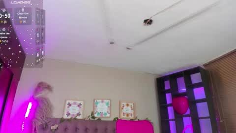 Shelby cute  online show from February 25, 1:58 pm