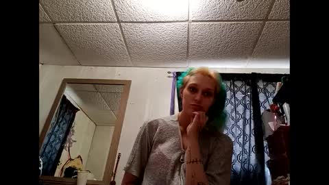 Shelby holes online show from March 11, 8:31 pm