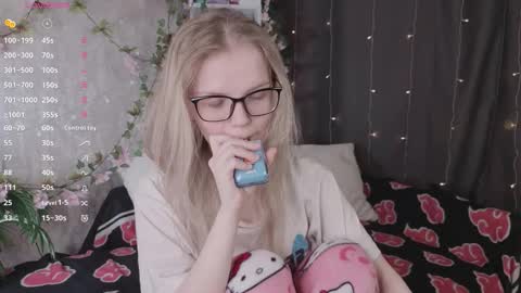 shellyboom online show from March 29, 6:20 pm