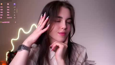 Mira online show from February 7, 6:11 pm