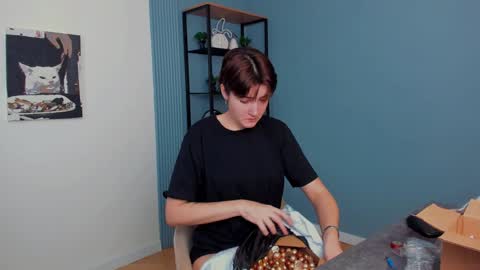 Sherry online show from December 12, 5:20 am